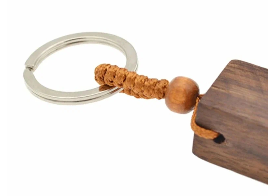 Брелок-подставка для телефона 2 в 1 деревянная темная Брелок-подставка для телефона 2 в 1 деревянная темная